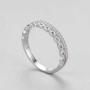 Double-layer S925 silver ring featuring a link chain design and sparkling cubic zirconia stones
