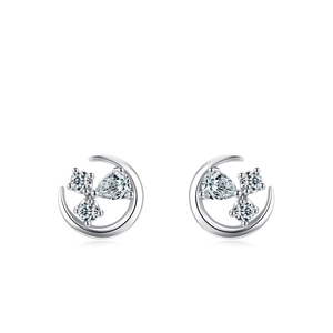 Boucles d'oreilles lune en argent S925 avec zircons scintillants au design élégant