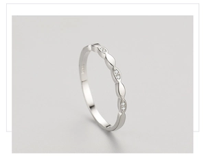 Close-up of S925 sterling silver geometric ring with micro-set diamonds and S925 hallmark