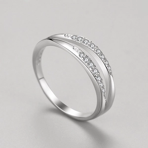 Elegant S925 sterling silver double-layer crossover ring with sparkling zircon micro-pave