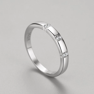Bague minimaliste en argent sterling S925 avec petits oxydes de zirconium micro-pavés