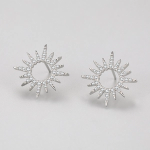 Elegant S925 sterling silver sunflower stud earrings with shimmering crystal pavé setting