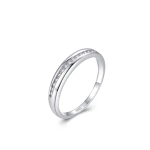 Bague en Argent Sterling 925 Avec Zirconia pour Femme Minimaliste Géométrique Serti Pavé Bijoux de Mode Décoration de Doigt