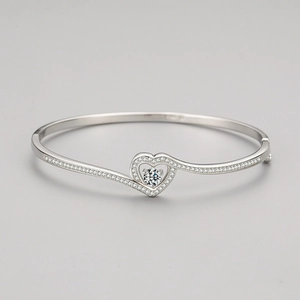 Bracelet cœur minimaliste en argent sterling S925 serti de zircons étincelants