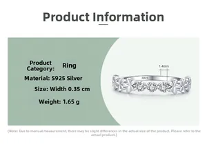 Détail macro de la bague marguerite en argent S925 avec zircons micro-sertis
