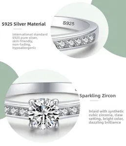 Macro del marchio S925 in argento sterling e dettagli dell'anello in zircone con montatura