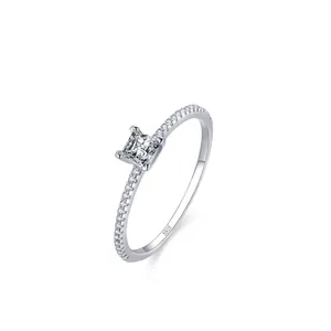 Anello in Argento Sterling 925 Con Strass Quadrato Taglio Princess Per Donna Cinturino Micro Pave Elegante Matrimonio Gioielli Anello Dito