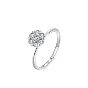 Luxury 925 Sterling Silver Flower Cluster Ring For Women Platinum Plated Zirconia Inlaid Elegant Wedding Jewelry Ring