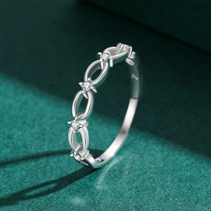 S925 sterling silver chain ring with hollow oval links and micro-pave zirconia in size 7