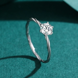 Bague en argent sterling S925 avec anneau torsadé et zircon brillant à six griffes