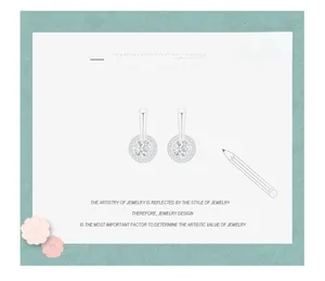 Croquis de design des boucles d'oreilles rondes en argent S925 avec sertissage brillant
