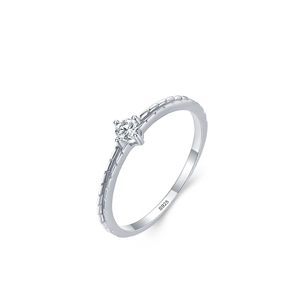 S925 sterling silver ring featuring a sparkling round zircon in a classic 4-prong setting