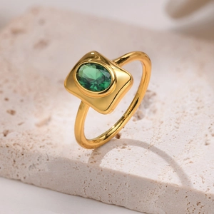 Vintage Geometric Copper Ring For Women Inlaid Green Zirconia Stone Gold Plated Individual French Light Luxury Finger Jewelry