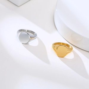Minimalist Stainless Steel Signet Ring For Women High Polished Oval Flat Top Smooth Band Ring Daily Fashion Jewelry Gift
