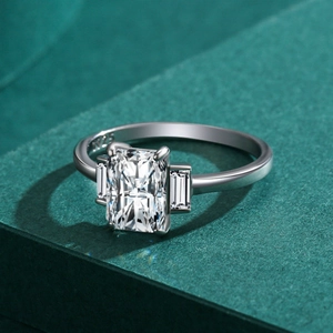 Elegant S925 sterling silver ring with large rectangular zircon in a three-stone setting