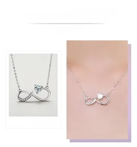 Vue détaillée du pendentif cœur infini en argent sterling S925 avec cristaux incrustés