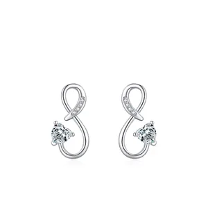 Boucles d'Oreilles Clous Infini Cœur en Argent Sterling 925 Élégante Zirconia Incrusté Bijoux de Mode pour Femme Cadeau