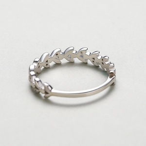Minimalist S925 sterling silver leaf ring with micro-paved zircon details for women