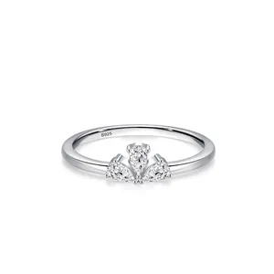 Elegant 925 Sterling Silver Crown Ring For Women Minimalist Pear Cut Zirconia Water Drop Wedding Band Fashion Jewelry Gift