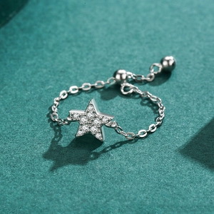 Adjustable S925 sterling silver star ring with zircon stones and link chain design