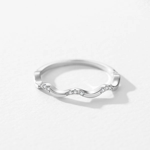 Minimalist S925 sterling silver wavy ring with shimmering white zircon stones