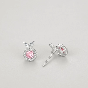 Boucles d'oreilles en argent S925 avec zircon rose et détails géométriques de feuilles