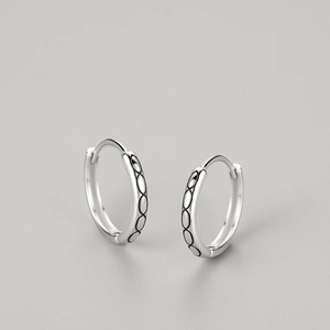 S925 sterling silver hoop earrings with black enamel geometric patterns and retro texture