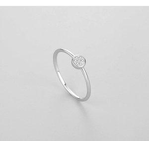 Macro shot of s925 silver ring featuring a polished band and micro-pave zircon circle