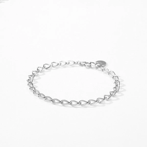 Minimalistisches S925 Sterlingsilber Infinity-Kettenarmband mit Karabinerverschluss