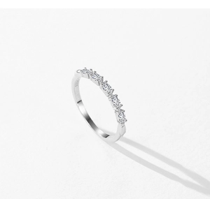 Macro shot of S925 sterling silver ring with six claw-set oval cubic zirconia stones