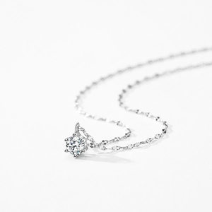 Elegant S925 sterling silver necklace featuring a sparkling six-prong solitaire pendant