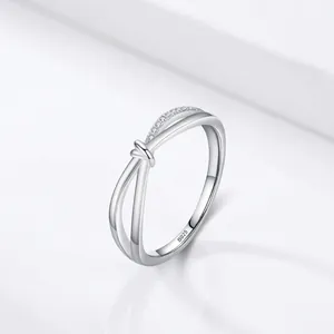 925 Sterling Silver Interlocking Knot Ring For Women Fashion Micro-Pave Zirconia Geometric Stackable Finger Ring Jewelry