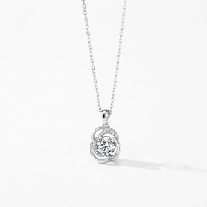 Eleganter S925 Sterlingsilber Blumenanhänger Halskette mit zentralem Zirkonia Stein