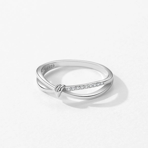 S925 sterling silver interlocking geometric ring with sparkling micro-paved cubic zirconia