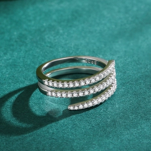 Bague spirale à trois couches en argent sterling S925 sertie de zircons blancs brillants