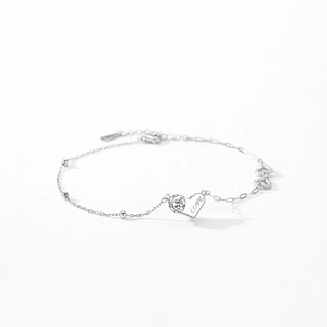 Elegant S925 sterling silver heart bracelet with sparkling zircon and LOVE engraving