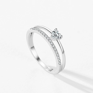 Elegant S925 sterling silver double-layer heart ring with sparkling cubic zirconia pavé