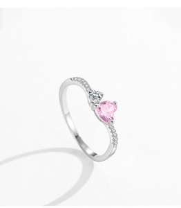 Detail of S925 silver ring featuring intertwined pink and white heart-shaped zircons