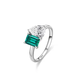 Bague Toi Et Moi en Argent Sterling 925 de Luxe Avec Zirconia Vert Taille Émeraude Et Zirconia Blanc Taille Poire Femme