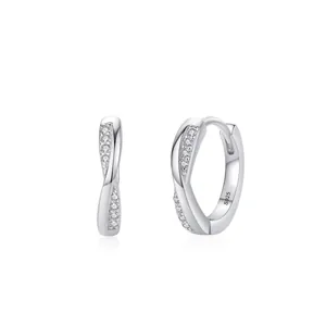 Boucles d'Oreilles Créoles Torsadées en Argent Sterling 925 Avec Micro Pavé de Zirconia Boucles d'Oreilles Géométriques Femme