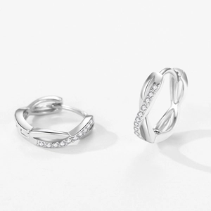 Élégantes boucles d'oreilles créoles S925 en argent sterling avec oxydes de zirconium