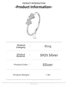 Vue détaillée d'une bague coeur en argent S925 avec détails en micro-pavé de zircone