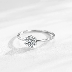 Bague fleur en argent sterling S925 élégante avec pavé de zircons étincelants