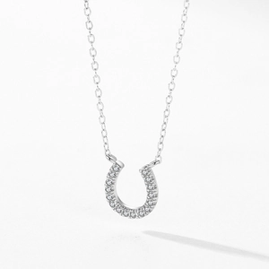 Collier minimaliste en argent sterling S925 avec pendentif fer à cheval et zircone