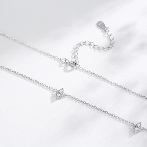 Elegant S925 sterling silver clavicle necklace with sparkling zircon triangle pendants