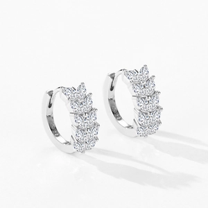 Élégantes boucles d'oreilles créoles S925 en argent avec cristaux marquise en feuille