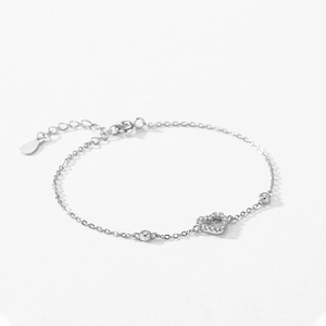Elegant S925 sterling silver heart bracelet with sparkling pavé cubic zirconia
