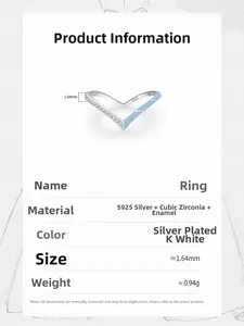 Détails macro de la bague en V en argent S925 avec émail bleu, zircone et les dimensions