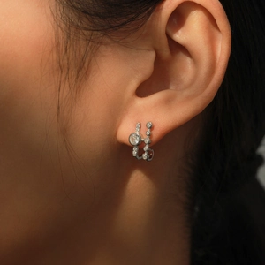 Elegant S925 sterling silver geometric stud earrings with sparkling cubic zirconia inlay