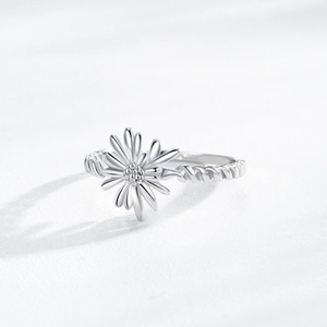 Retro S925 sterling silver sunflower ring with twisted band and daisy flower design